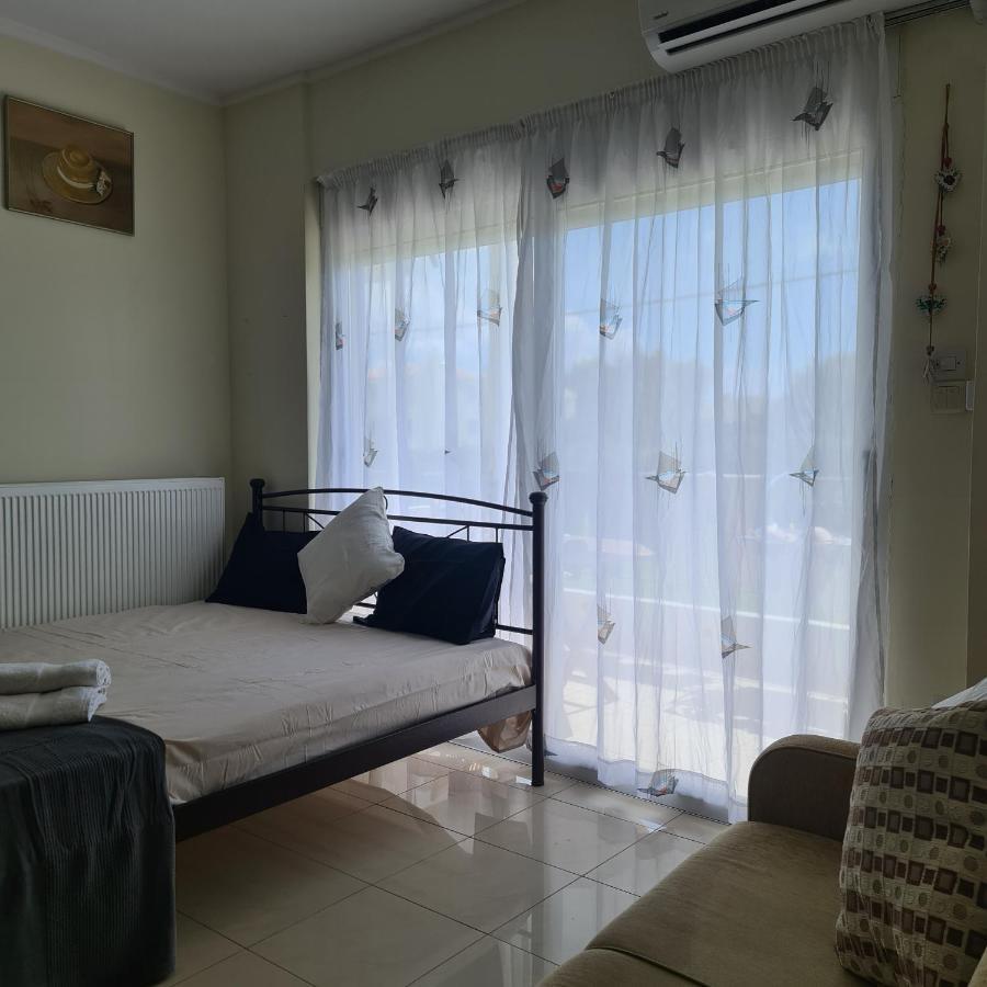 Christina'S Beachside Apartment Rio Luaran gambar